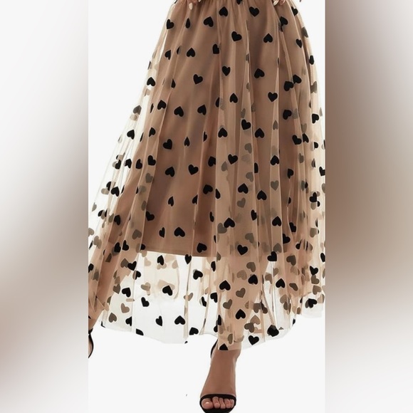 ❤️ Valentine Cute Heart Skirt 😍 - Picture 5 of 14